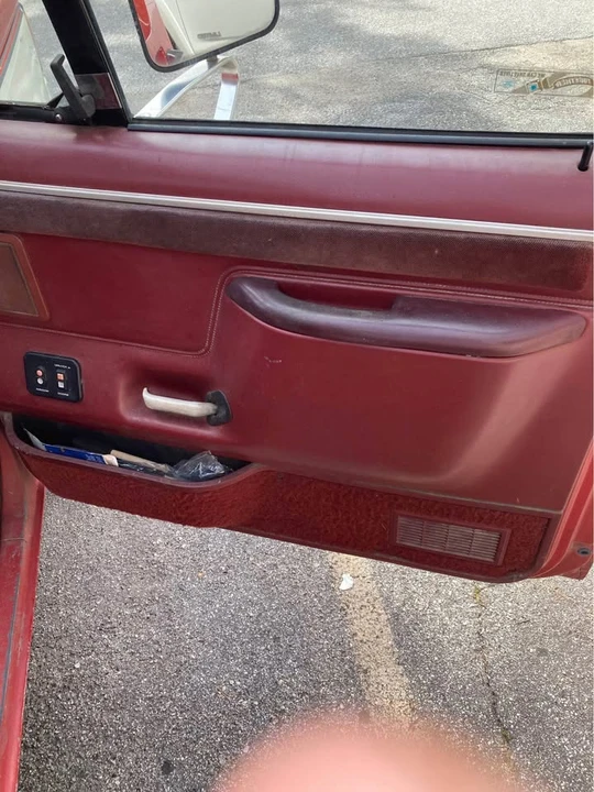 1987 Ford F-Series 8th Gen - Image 9 of 10