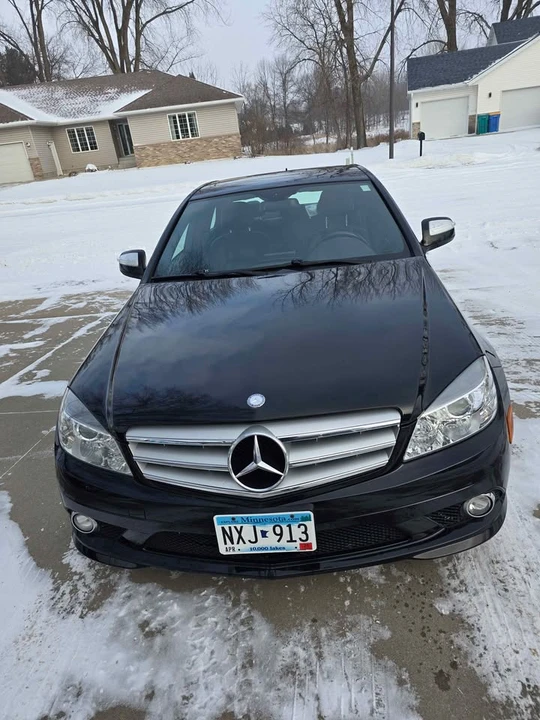 2009 Mercedes-Benz W204 C-Class - Image 2 of 10