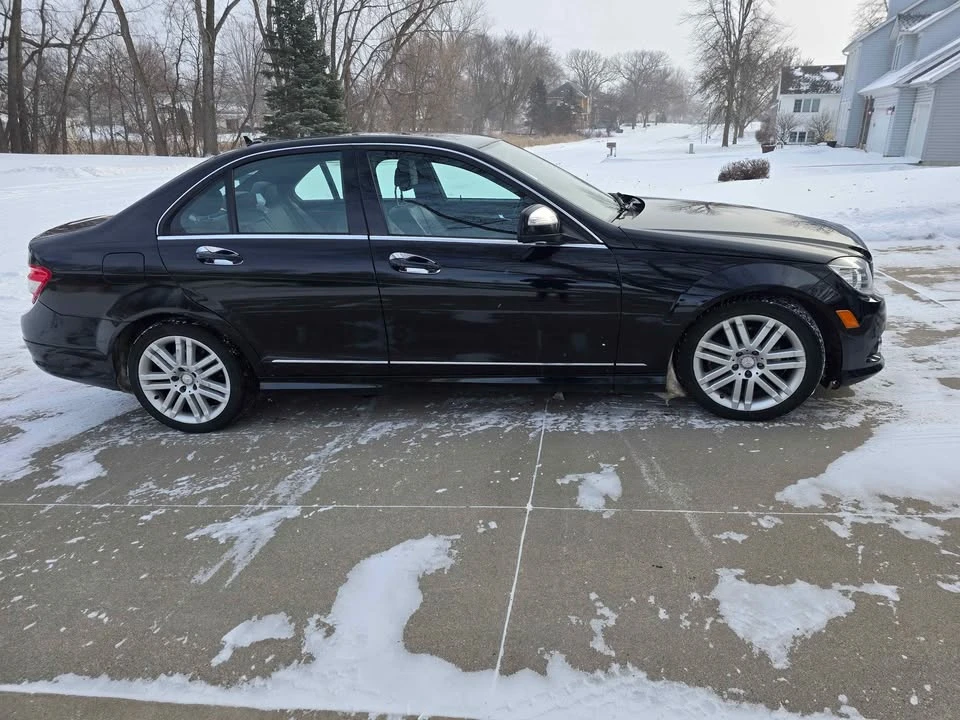 2009 Mercedes-Benz W204 C-Class - Image 4 of 10