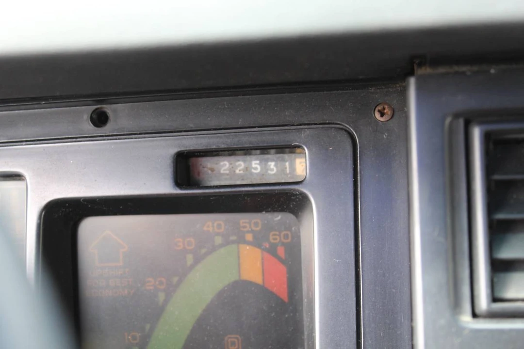 1987 Chevrolet Corvette C4 - Image 20 of 24