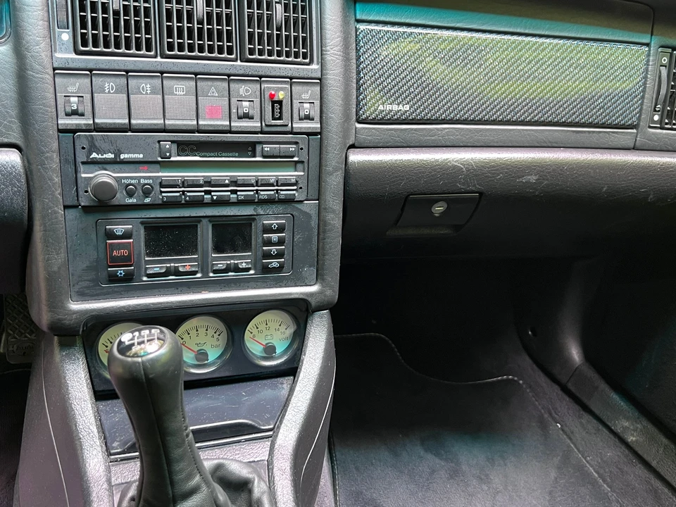 1995 Audi RS2 Avant - Image 12 of 16
