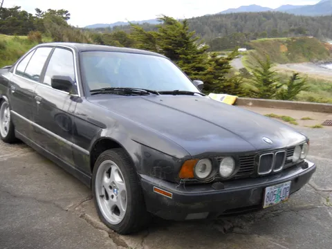 1989 BMW M5