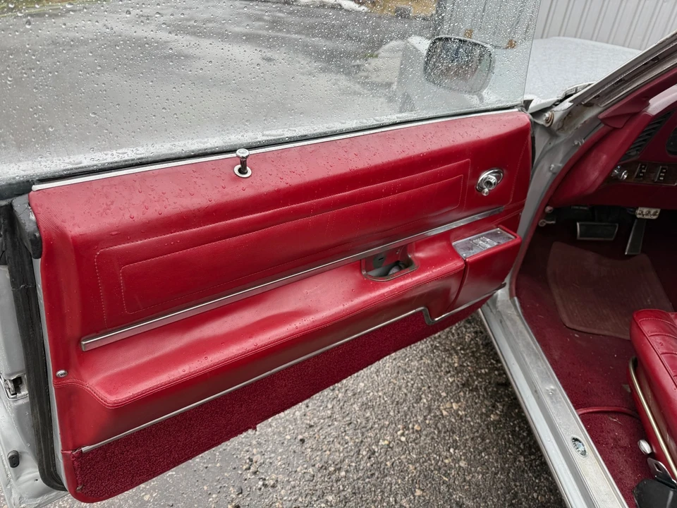 1969 Pontiac Grand Prix 2nd Gen - Image 21 of 22