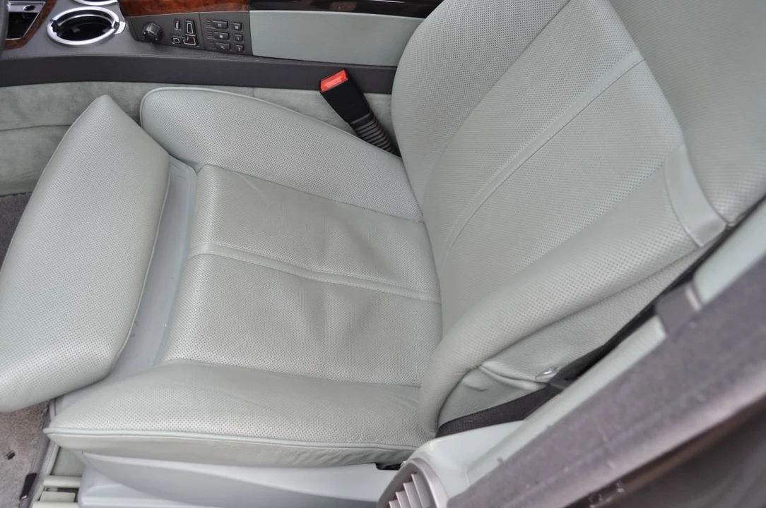2004 BMW E65/E66 750i & 760i Sedan - Image 13 of 20