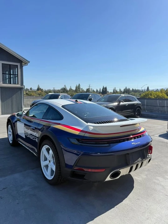 2023 Porsche 992 Dakar - Image 5 of 7