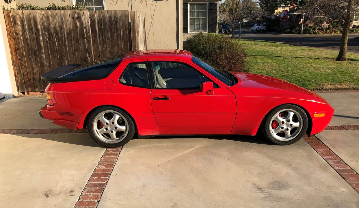 1987 Porsche 944 Turbo - Image 15 of 18