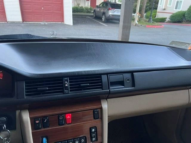 1992 Mercedes-Benz W124 E-Class - Image 10 of 20