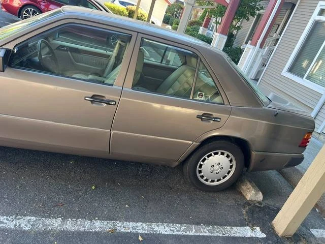 1992 Mercedes-Benz W124 E-Class - Image 6 of 20