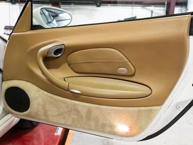 2001 Porsche 996 Carrera - Image 26 of 31