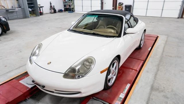 2001 Porsche 996 Carrera - Image 8 of 31
