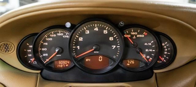 2001 Porsche 996 Carrera - Image 22 of 31