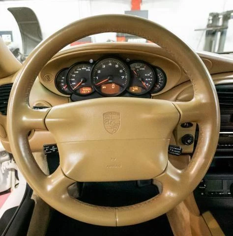 2001 Porsche 996 Carrera - Image 21 of 31