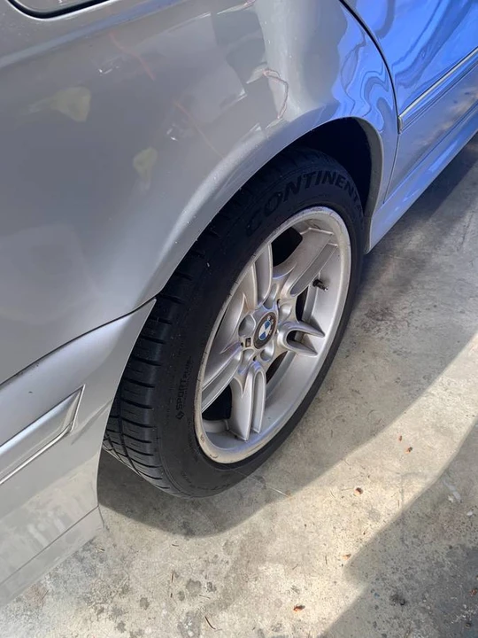 2001 BMW E39 540i - Image 4 of 13