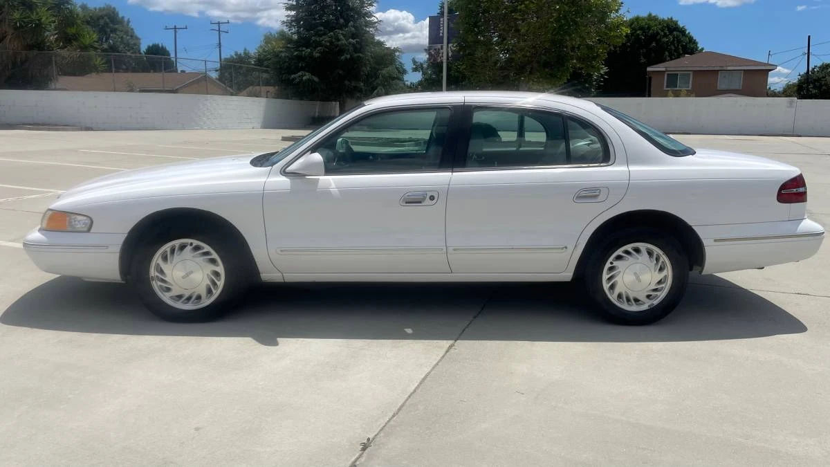1997 Lincoln Continental 9th Gen - Image 6 of 18