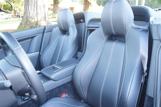 2011 Aston Martin Vantage - Image 3 of 5