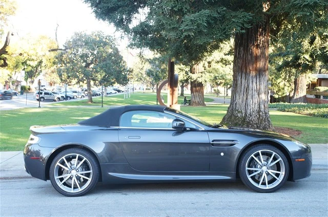 2011 Aston Martin Vantage - Image 5 of 5