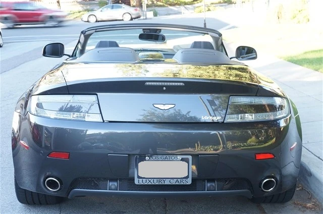 2011 Aston Martin Vantage - Image 4 of 5