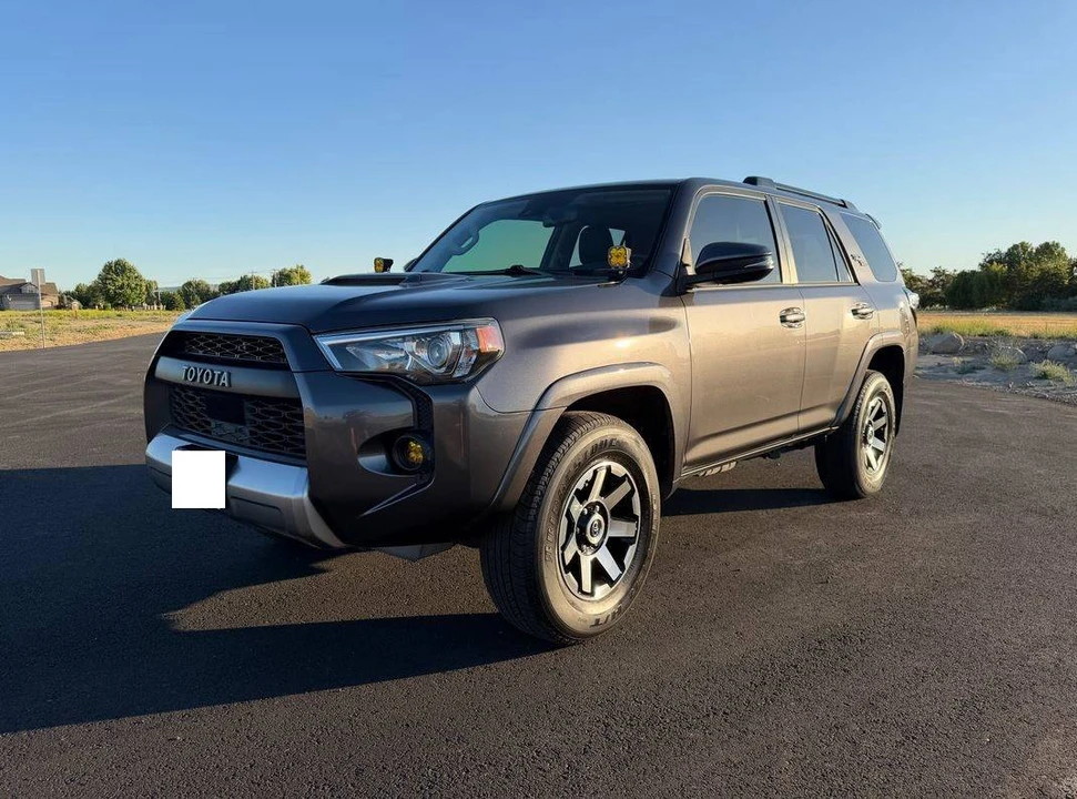 2020 Toyota 4Runner 5th Gen - Image 3 of 6