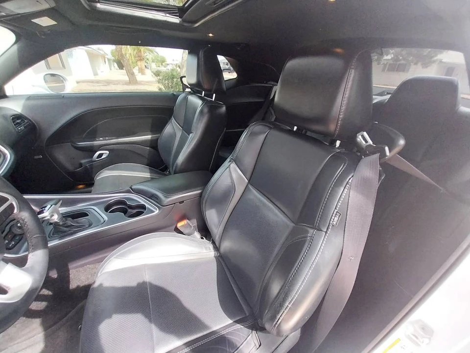 2016 Dodge Challenger 3rd Gen - Image 6 of 14