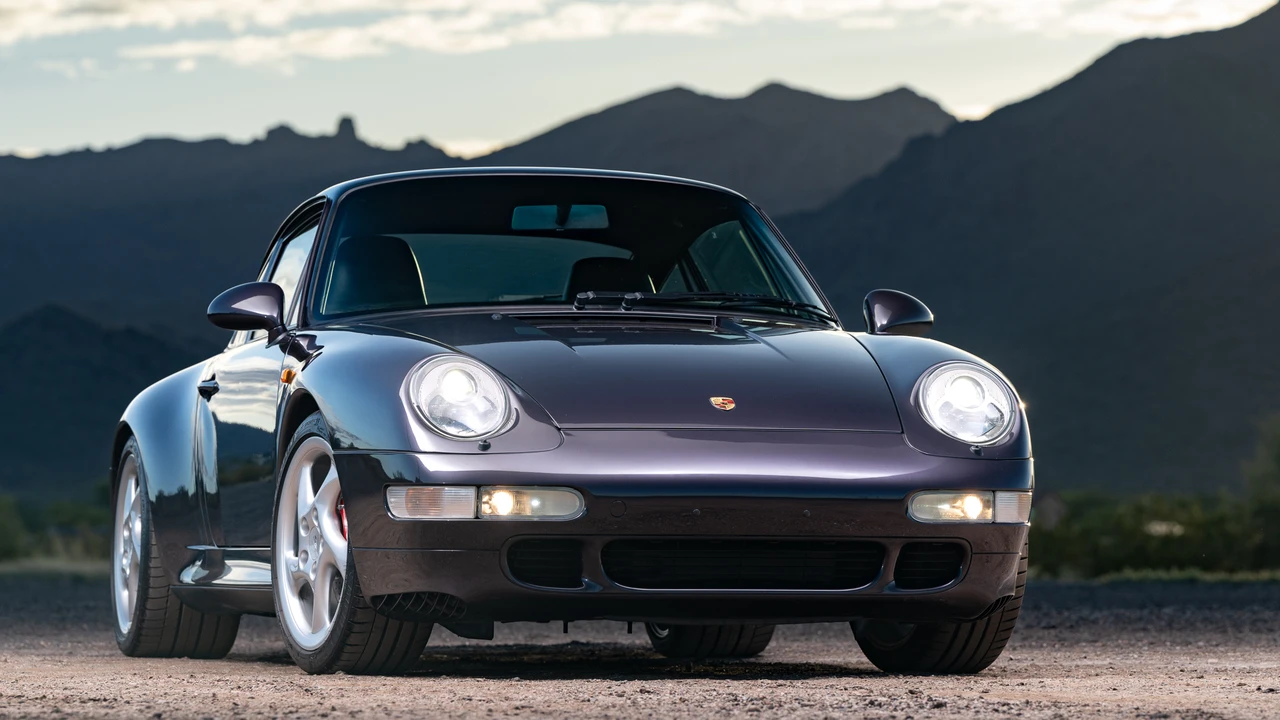 1997 Porsche 993 Carrera 4S - Image 10 of 31