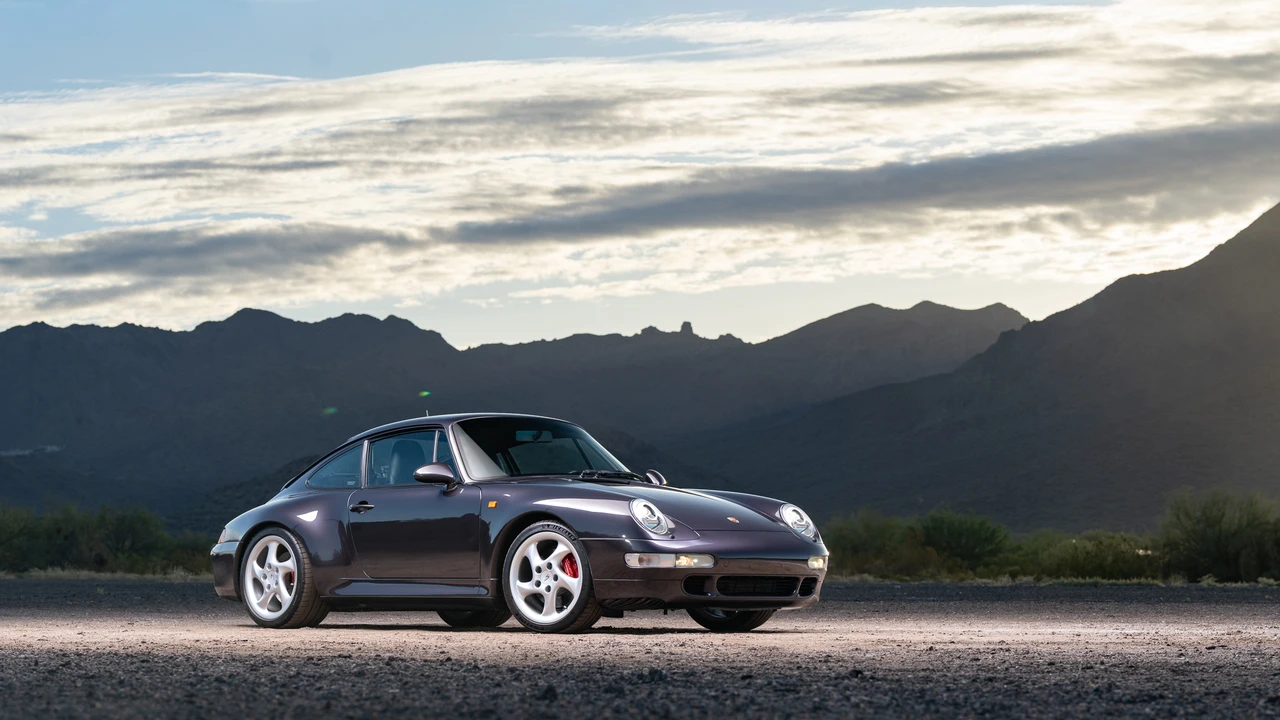 1997 Porsche 993 Carrera 4S - Image 11 of 31