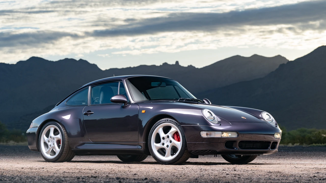 1997 Porsche 993 Carrera 4S - Image 12 of 31