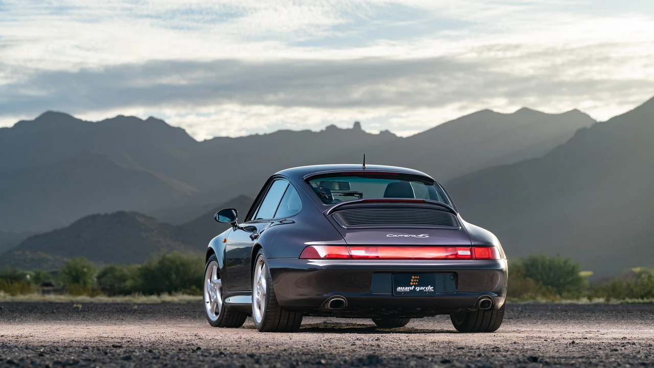 1997 Porsche 993 Carrera 4S - Image 19 of 31