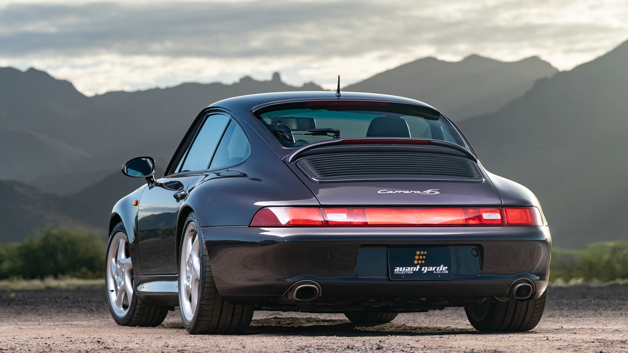 1997 Porsche 993 Carrera 4S - Image 20 of 31