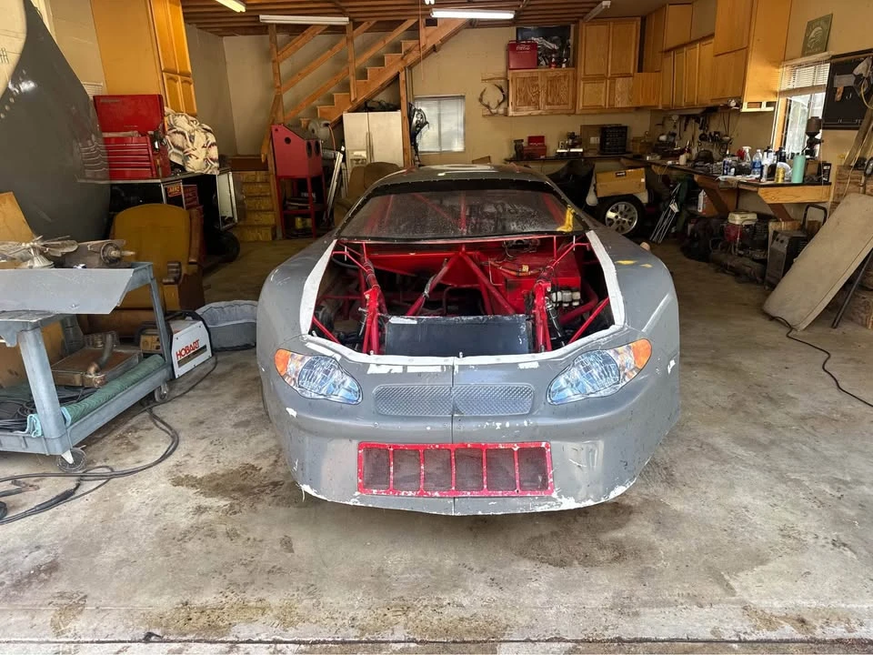 2001 Parts & Memorabilia Rolling Chassis - Image 2 of 10