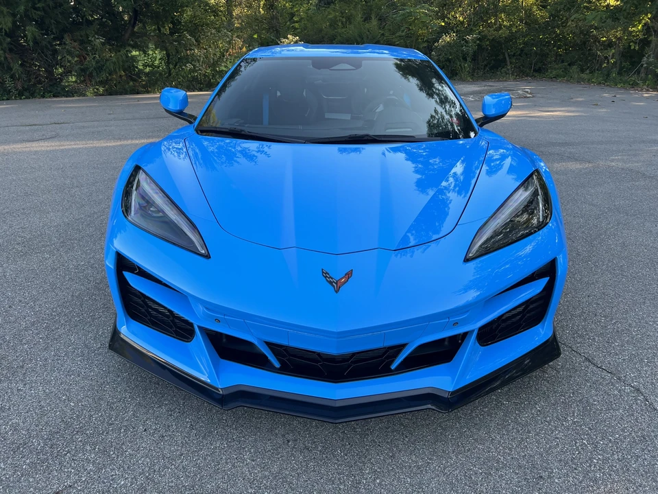 2025 Chevrolet Corvette C8 E-Ray - Image 15 of 31