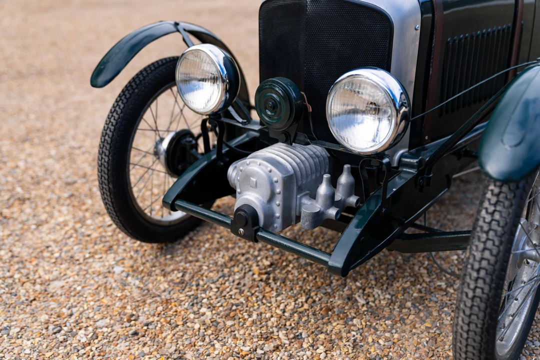 Bentley - Image 14 of 31