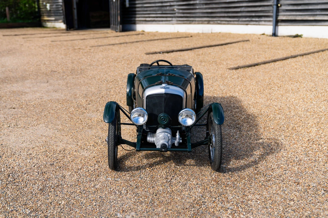 Bentley - Image 2 of 31