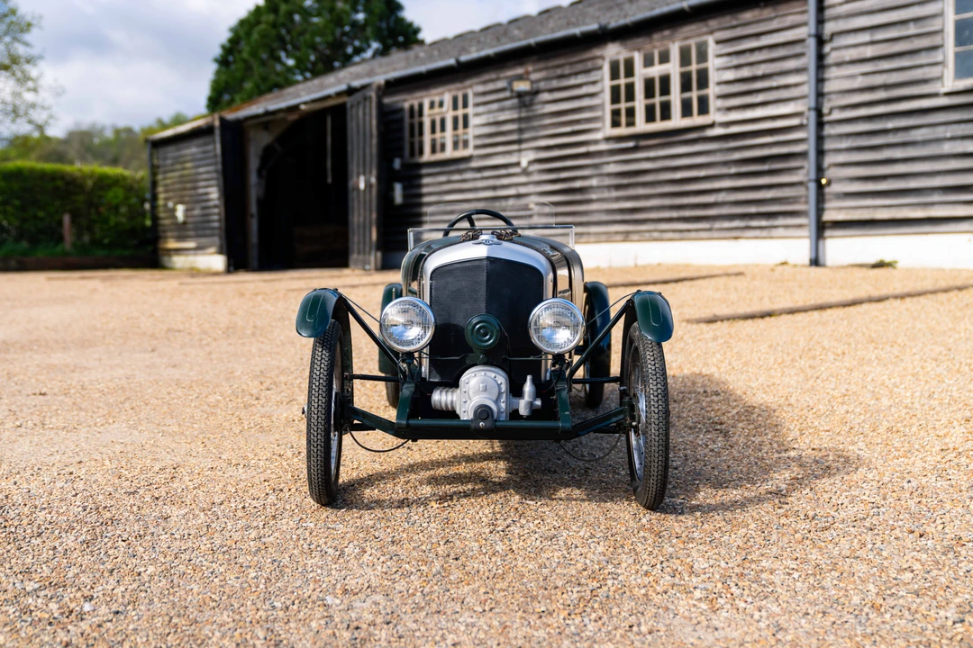 Bentley - Image 9 of 31
