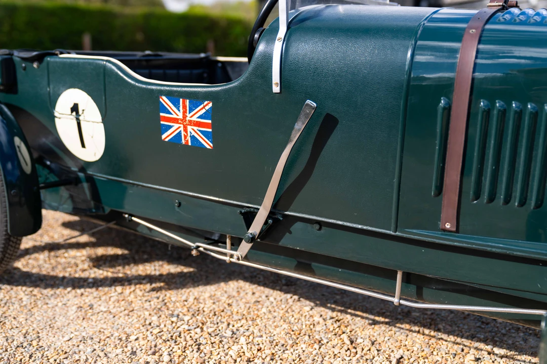 Bentley - Image 25 of 31