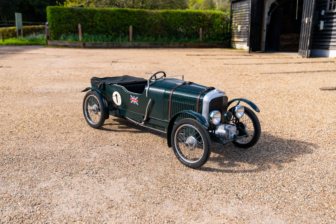 Bentley - Image 7 of 31