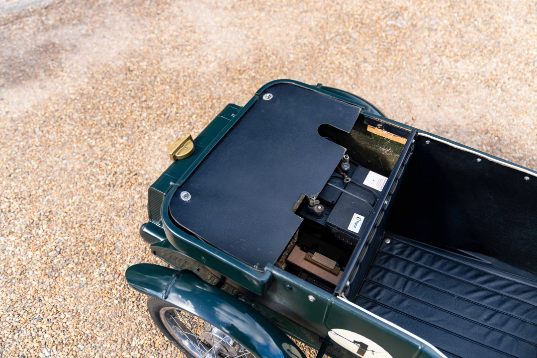 Bentley - Image 29 of 31