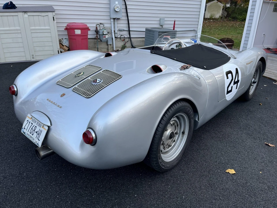 Porsche 550 - Image 11 of 31