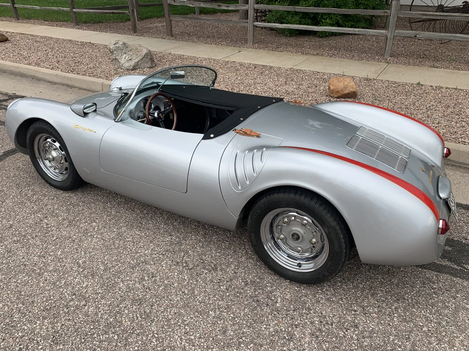 Porsche 550 - Image 9 of 31
