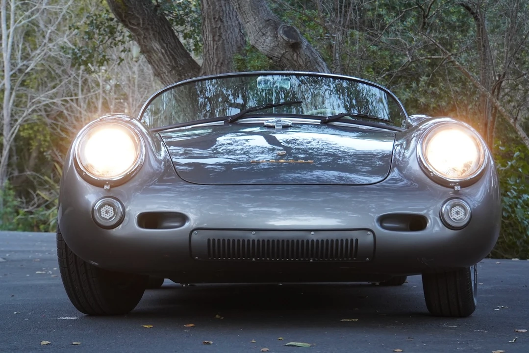 Porsche 550 - Image 27 of 31