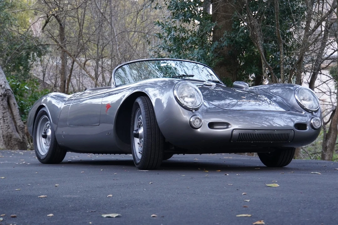 Porsche 550 - Image 4 of 31