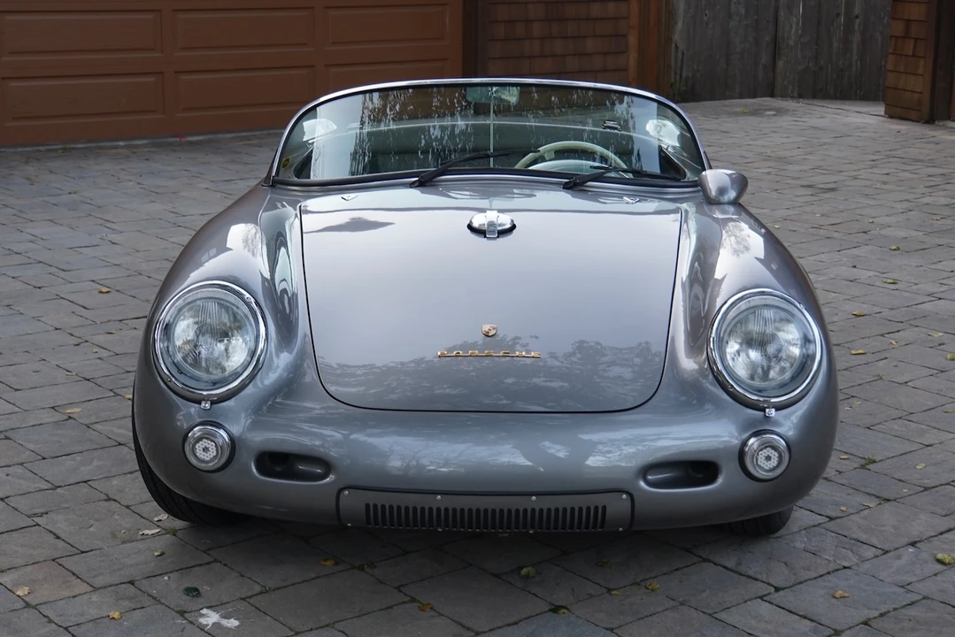 Porsche 550 - Image 9 of 31