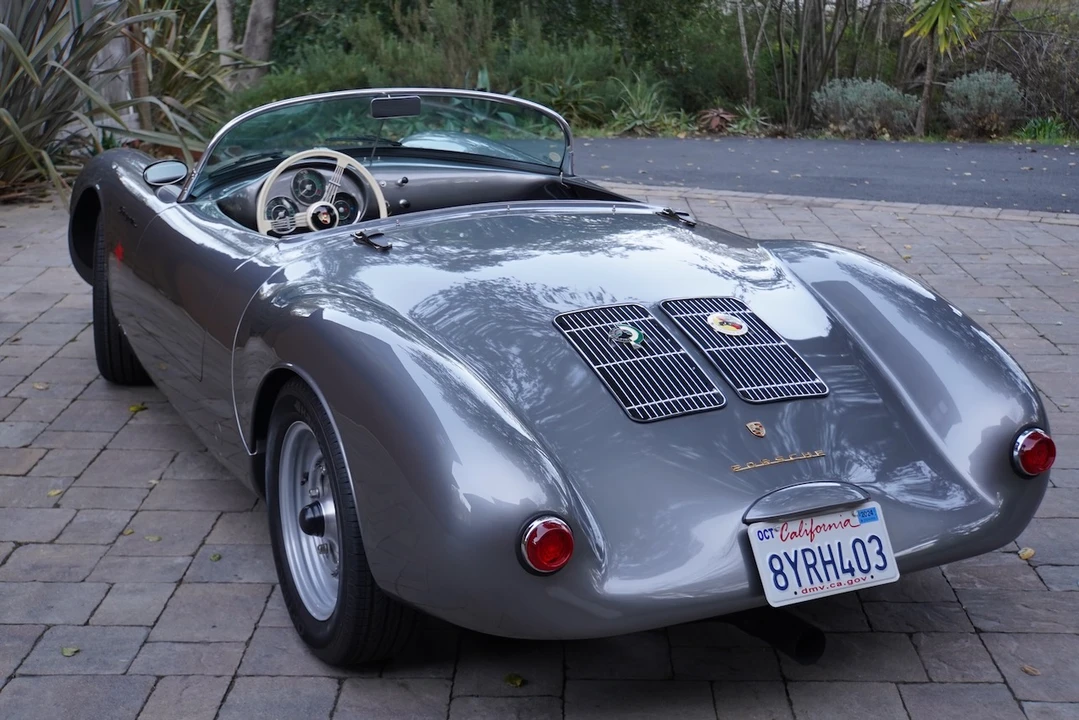 Porsche 550 - Image 14 of 31