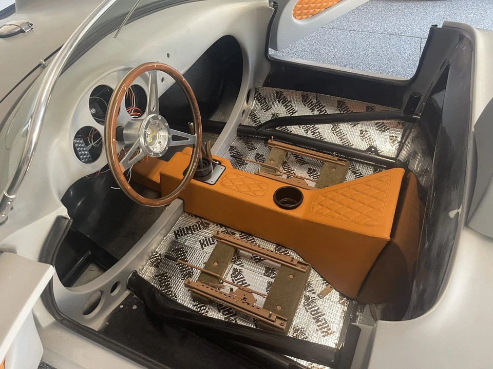 Porsche 550 - Image 17 of 31