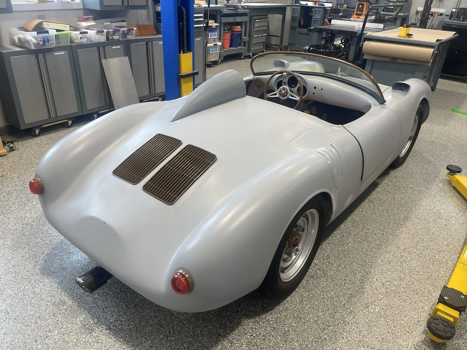 Porsche 550 - Image 4 of 31