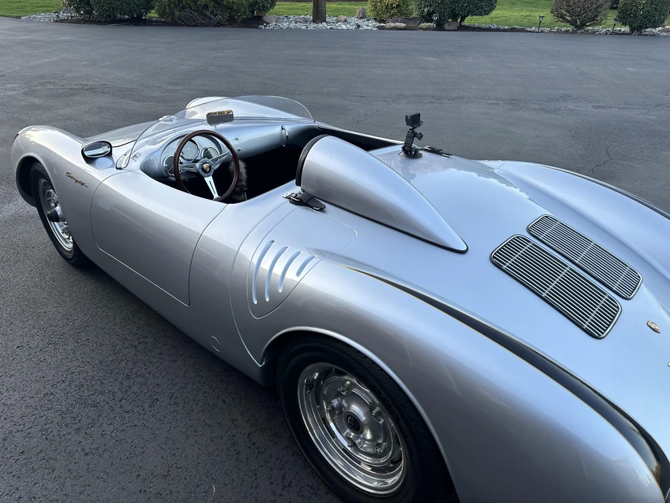 Porsche 550 - Image 29 of 31