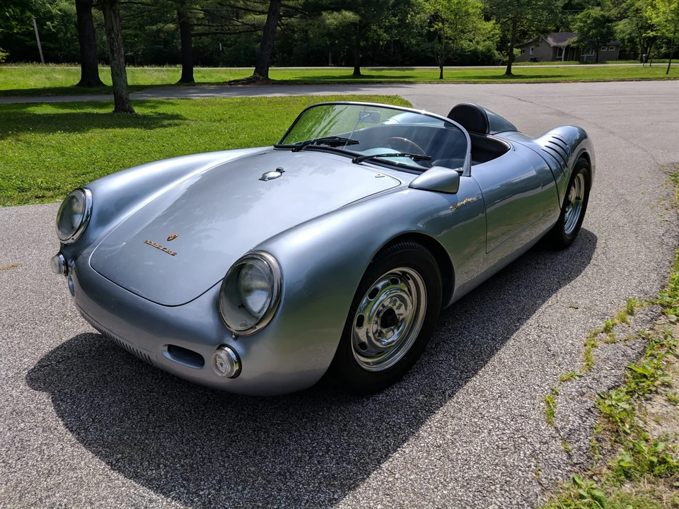 Porsche 550 - Image 5 of 31