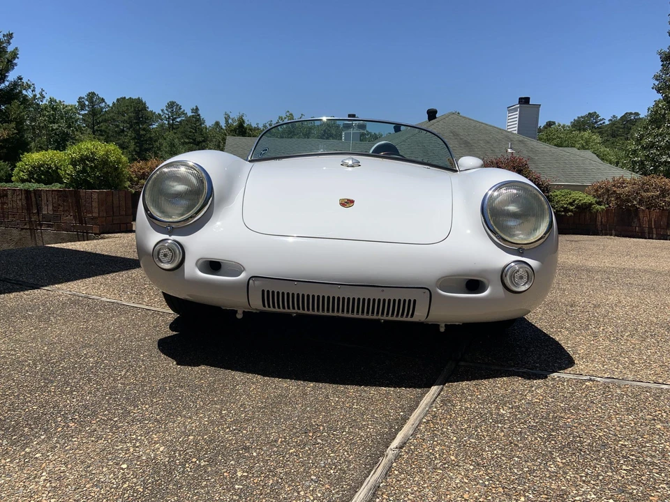 Porsche 550 - Image 10 of 31