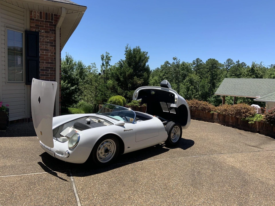 Porsche 550 - Image 22 of 31