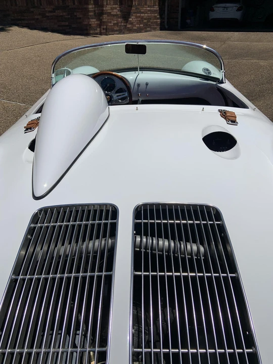 Porsche 550 - Image 17 of 31