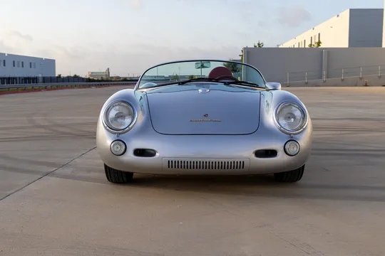 Porsche 550 - Image 4 of 31